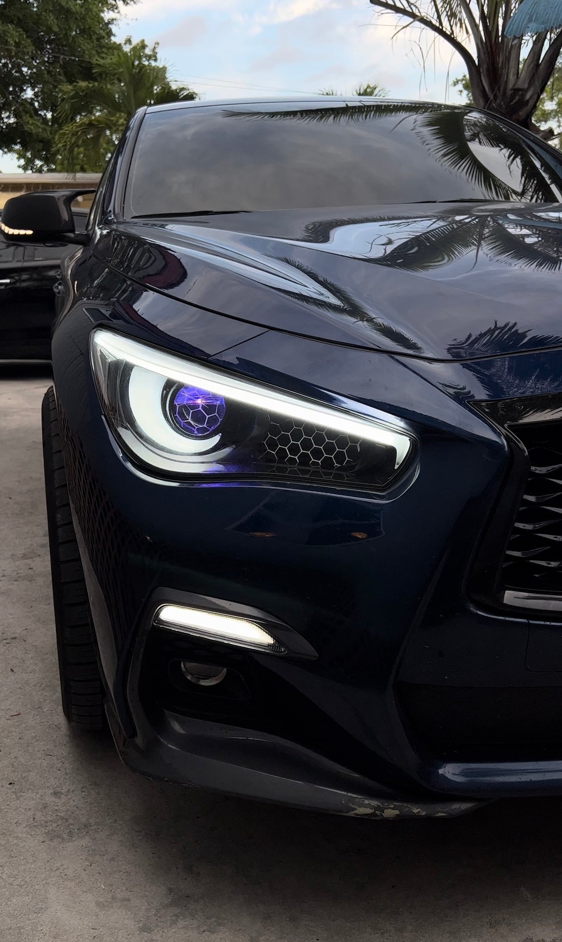 Q50 2014-2019 V2 Front Bumper DRL Turn signals