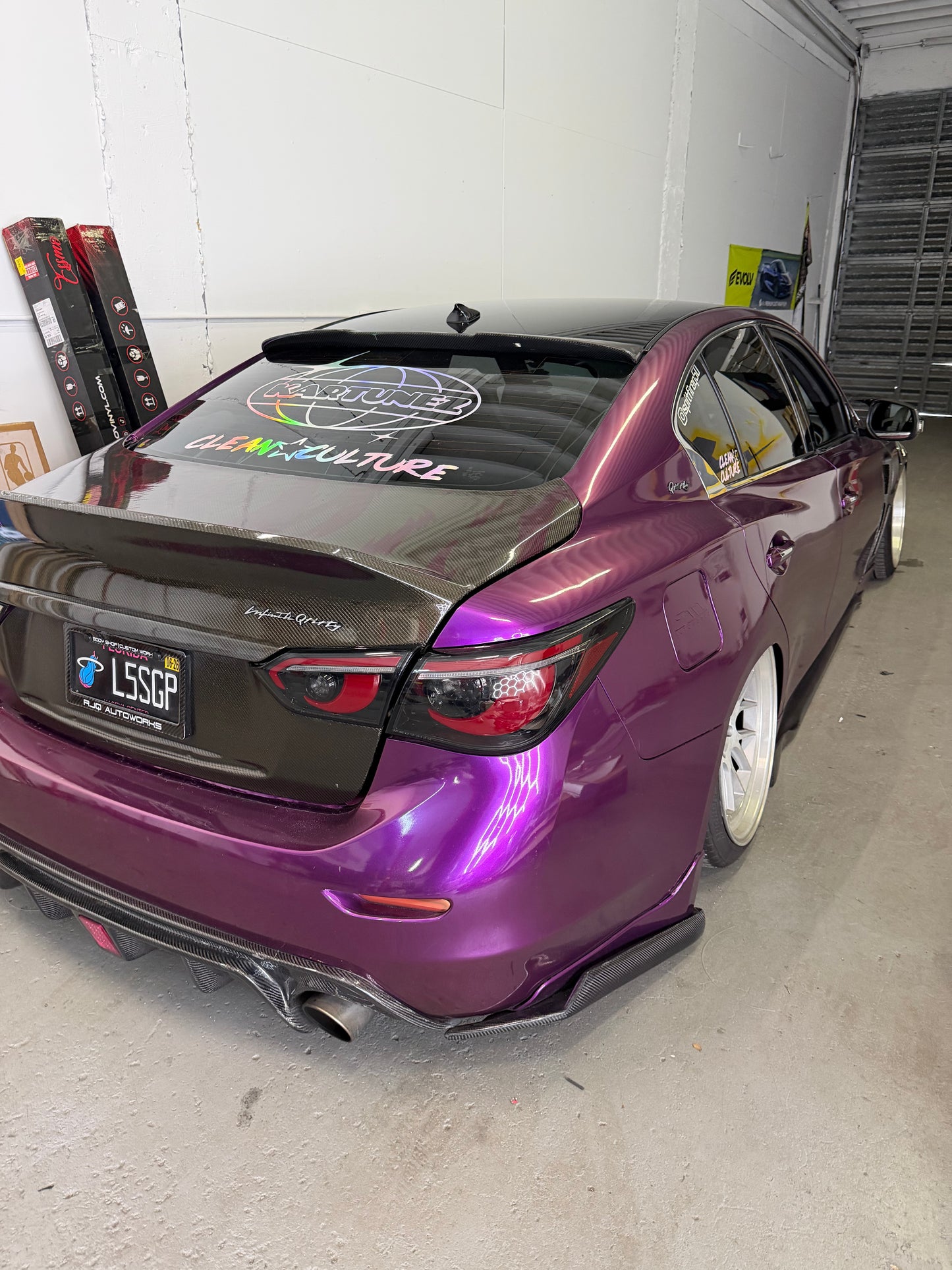 Infiniti Q50 2014-2017 Clear Taillight Assembly