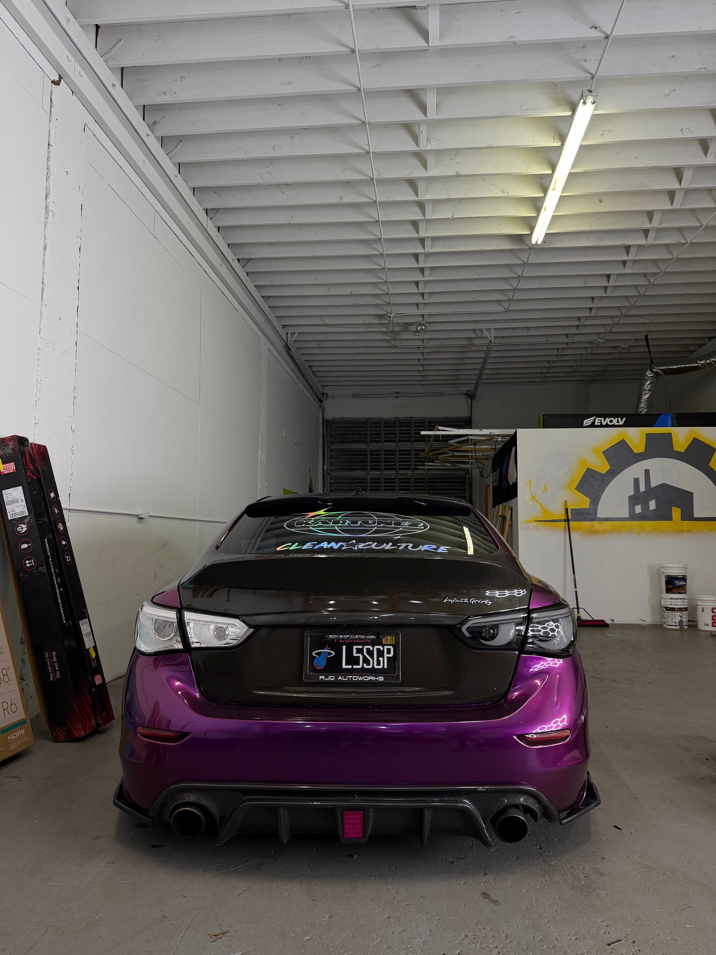 Infiniti Q50 2014-2017 Clear Taillight Assembly