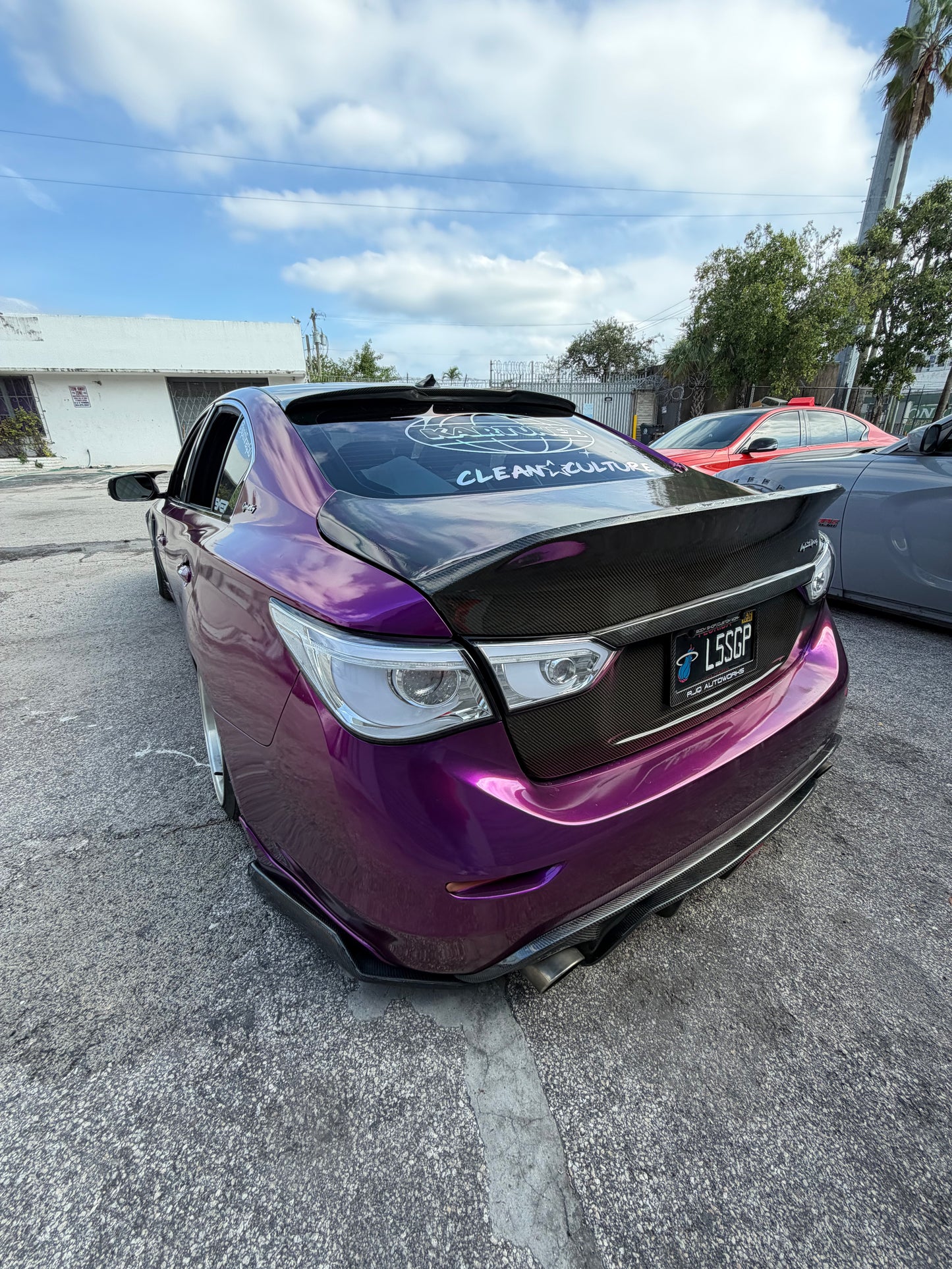 Infiniti Q50 2014-2017 Clear Taillight Assembly