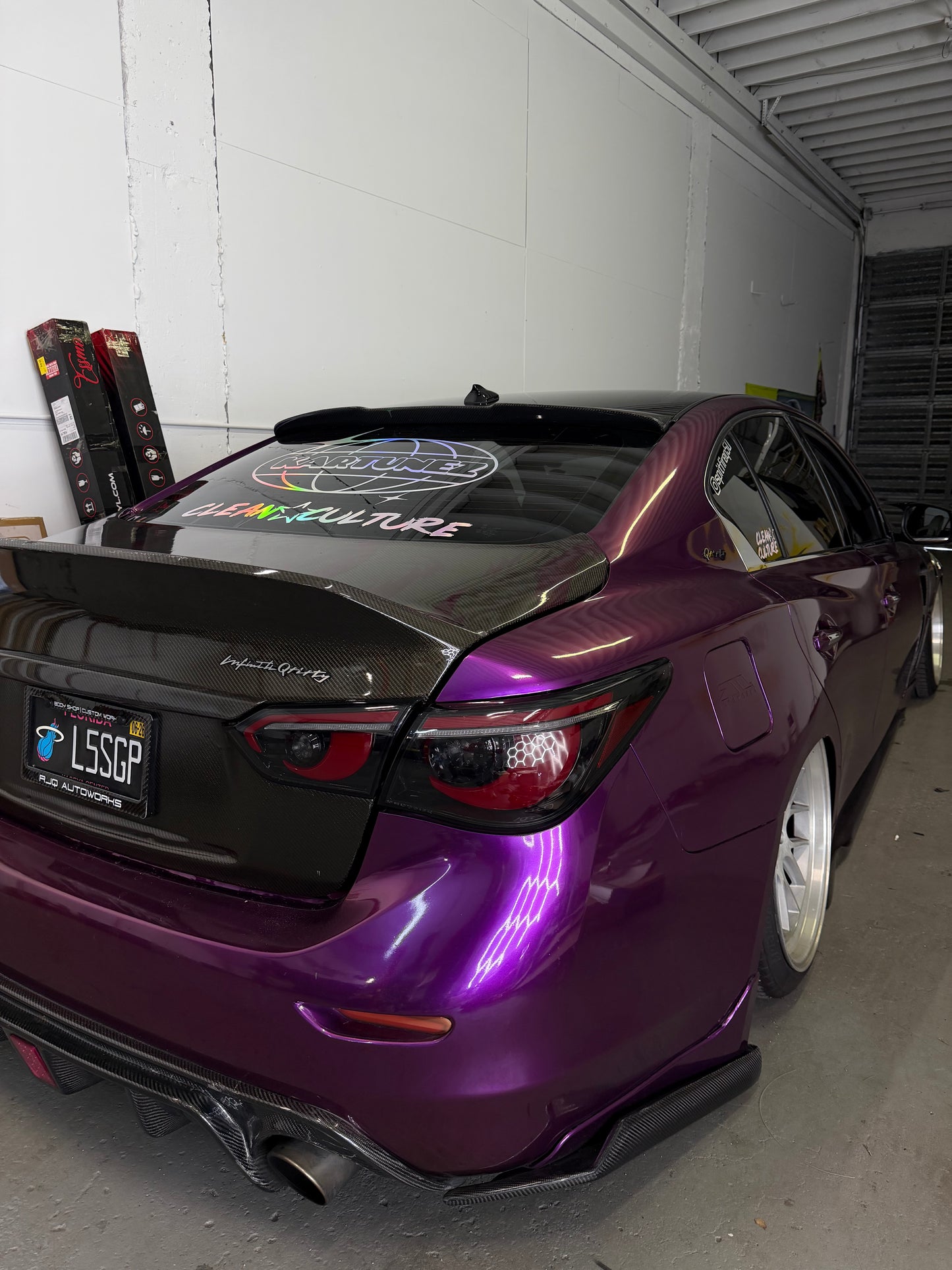 Infiniti Q50 2014-2017 Clear Taillight Assembly